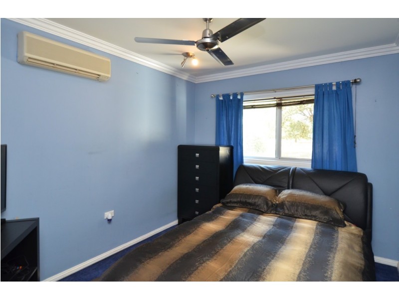 15 Quinn Street, Rosslea QLD 4812