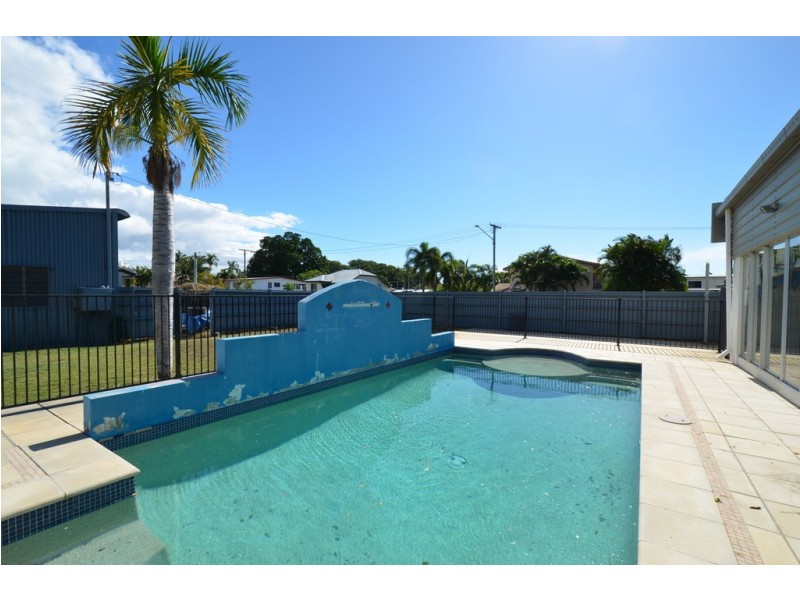 15 Quinn Street, Rosslea QLD 4812