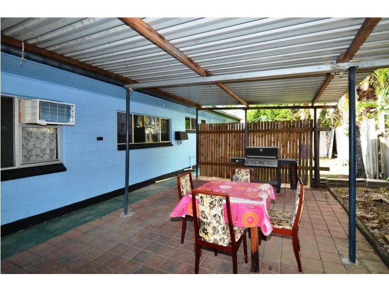 15 Banksia Street, Kirwan QLD 4817