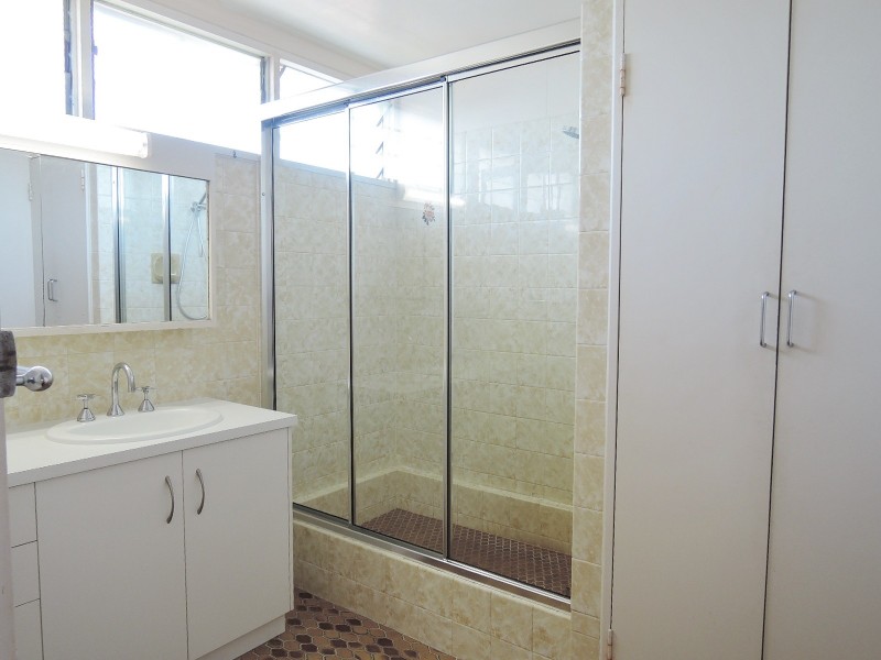 81 Hammett Street, Currajong QLD 4812