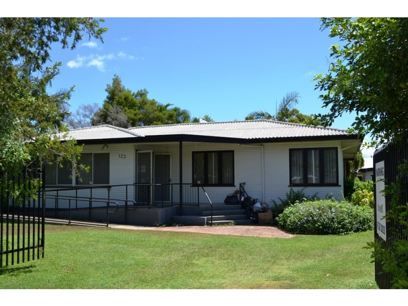 123 Ross River Road, Mundingburra QLD 4812