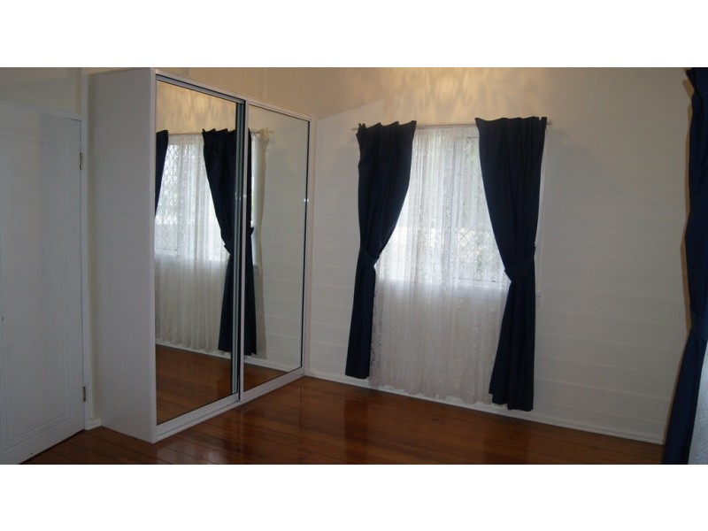 32 Sunderland Street, Garbutt QLD 4814