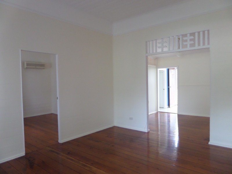 32 Sunderland Street, Garbutt QLD 4814