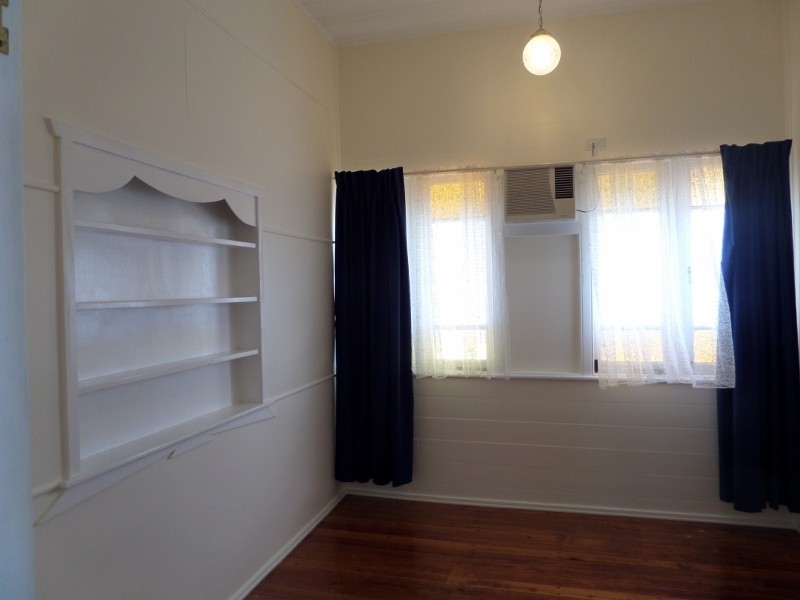 32 Sunderland Street, Garbutt QLD 4814