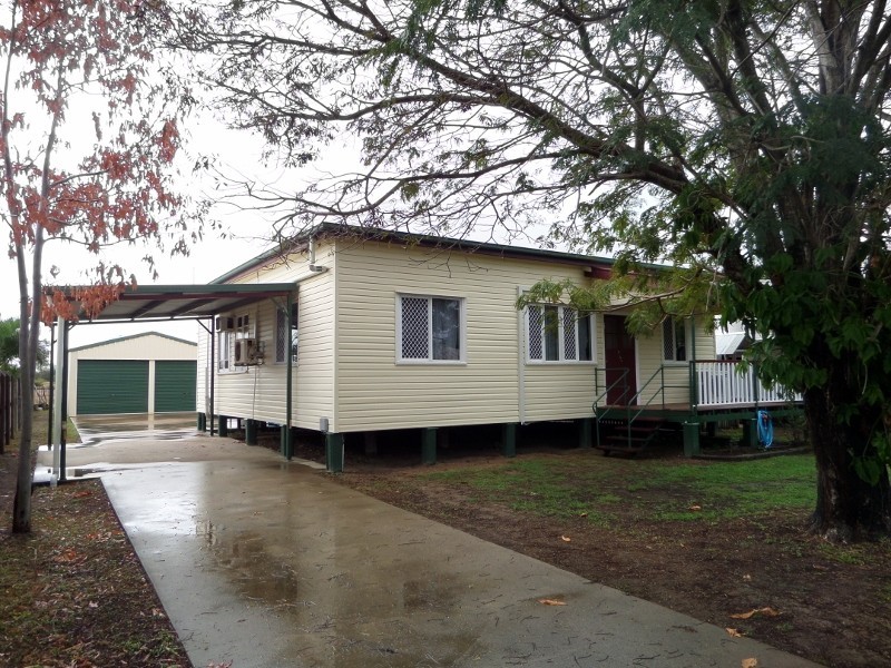 32 Sunderland Street, Garbutt QLD 4814