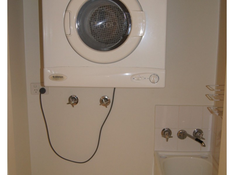 4/18 THE STRAND, North Ward QLD 4810