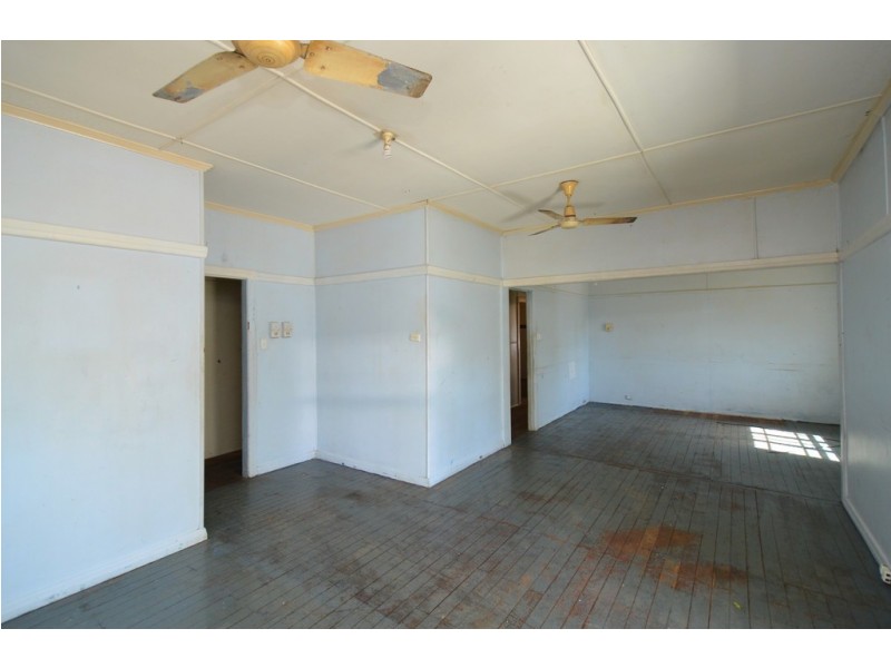 28 CHARLES STREET, Aitkenvale QLD 4814