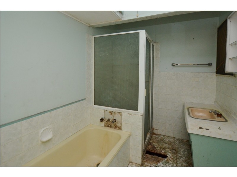 28 CHARLES STREET, Aitkenvale QLD 4814