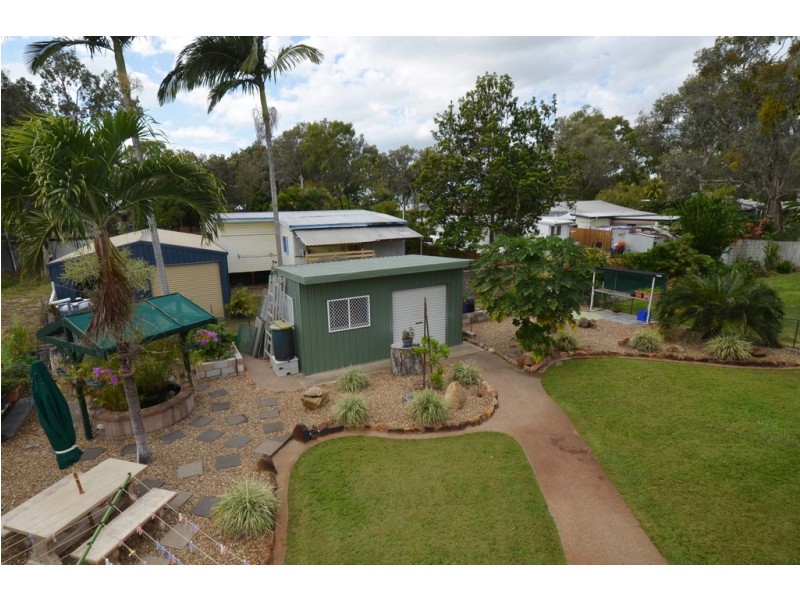 35 John Dory Street, Cungulla QLD 4816