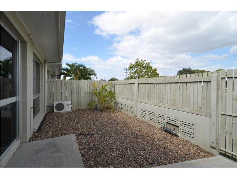 2/43 Hammett Street, Currajong QLD 4812