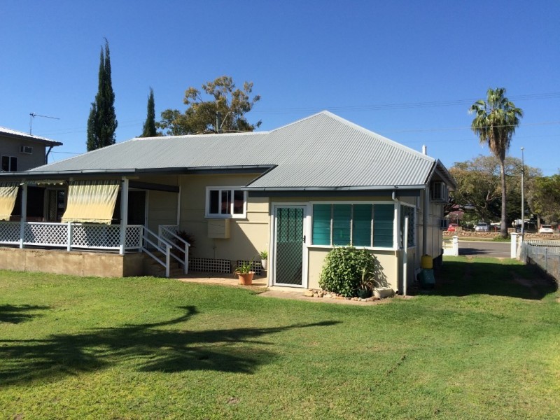 171 ROSS RIVER ROAD, Mundingburra QLD 4812