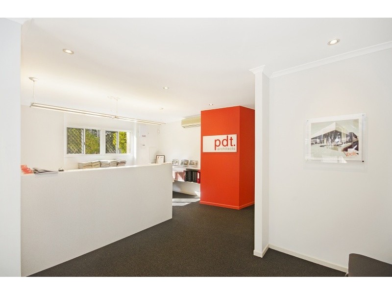 2 / 36 Ingham Road, West End QLD 4810