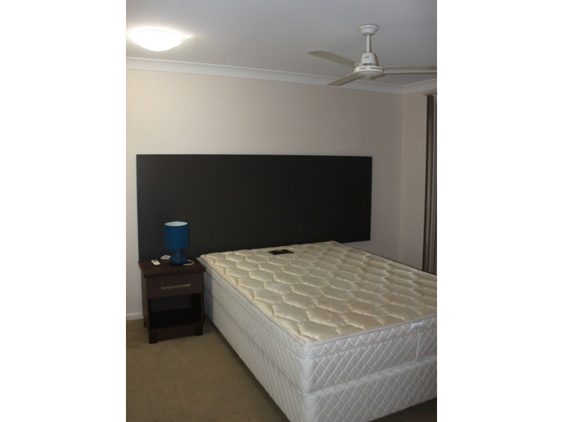 4/4 Welsh Street, Rosslea QLD 4812