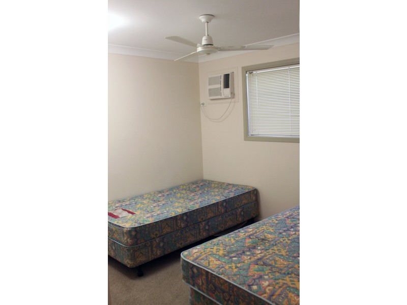 4/4 Welsh Street, Rosslea QLD 4812