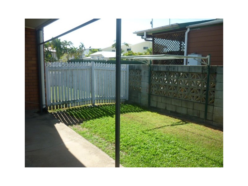 1/138 Eyre Street, North Ward QLD 4810