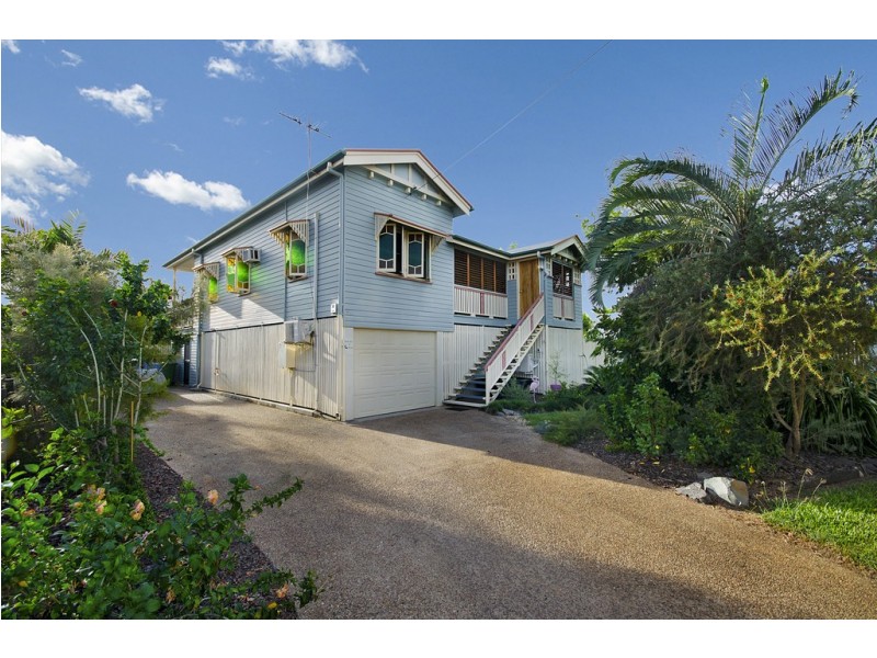 29 Kitchener Road, Pimlico QLD 4812