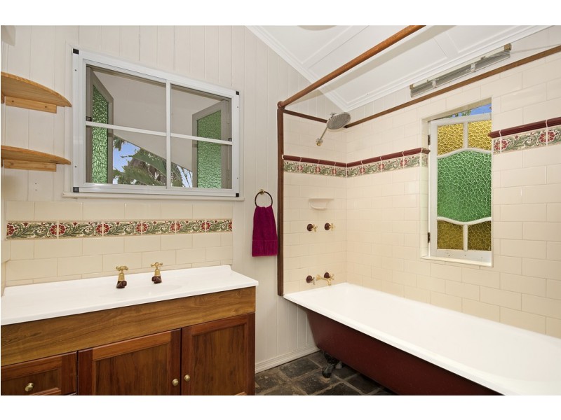 29 Kitchener Road, Pimlico QLD 4812