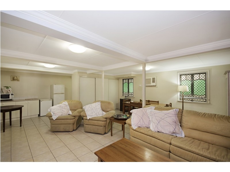 29 Kitchener Road, Pimlico QLD 4812
