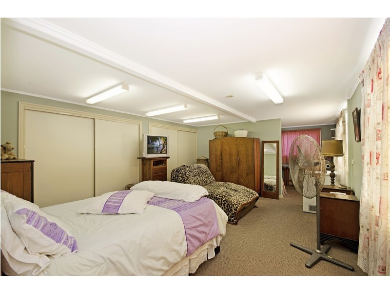 29 Kitchener Road, Pimlico QLD 4812