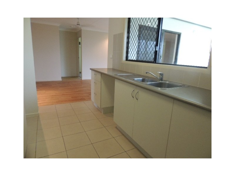 11 LASHMAR CRESCENT, Deeragun QLD 4818