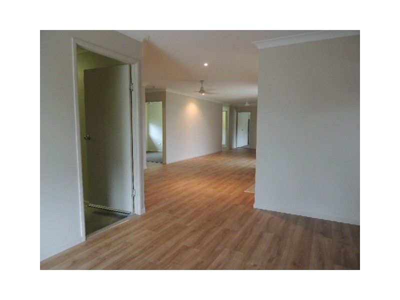 11 LASHMAR CRESCENT, Deeragun QLD 4818