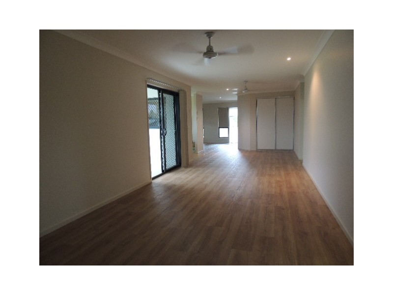 11 LASHMAR CRESCENT, Deeragun QLD 4818