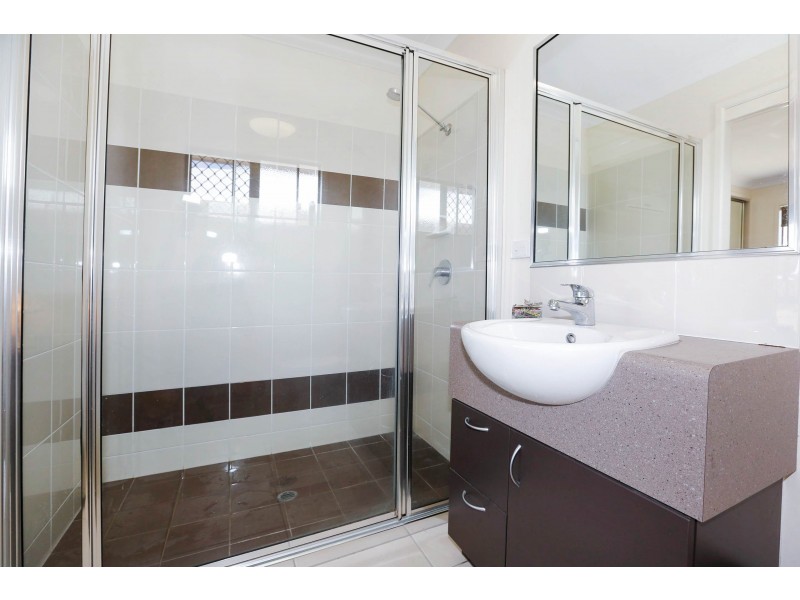 11 ELLSWORTH DRIVE, Mount Louisa QLD 4814