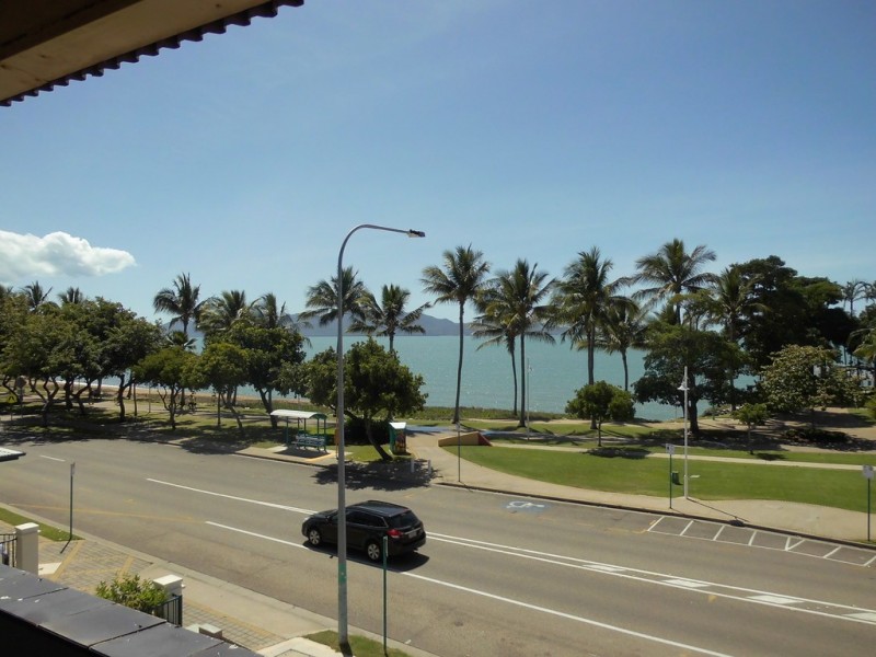 7/91 THE STRAND, North Ward QLD 4810