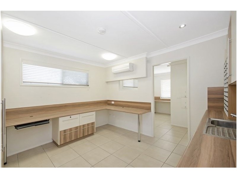 125 Thuringowa Drive, Kirwan QLD 4817