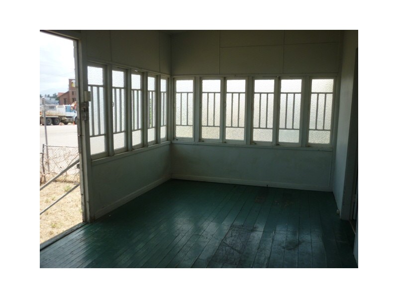 54 Morris Street, West End QLD 4810