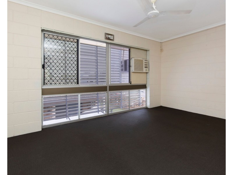 1/34 BAYSWATER ROAD, Hyde Park QLD 4812