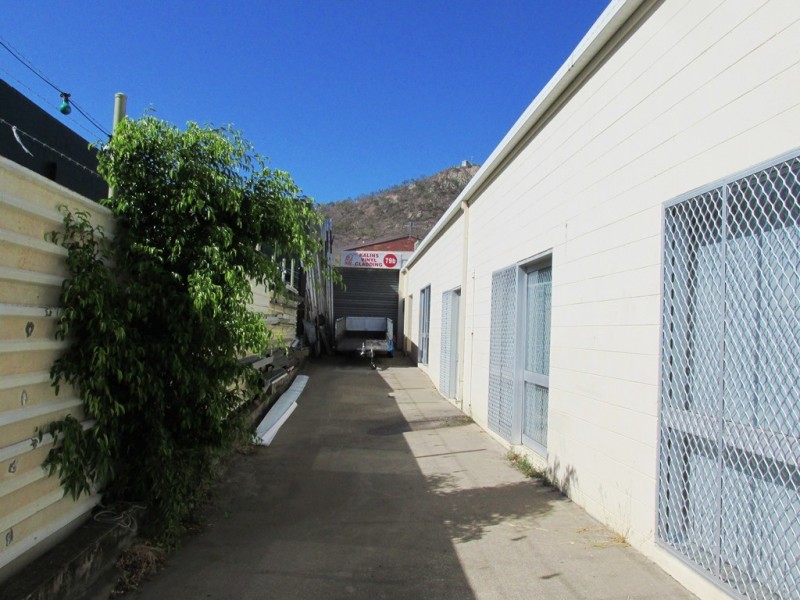 79 INGHAM ROAD, West End QLD 4810