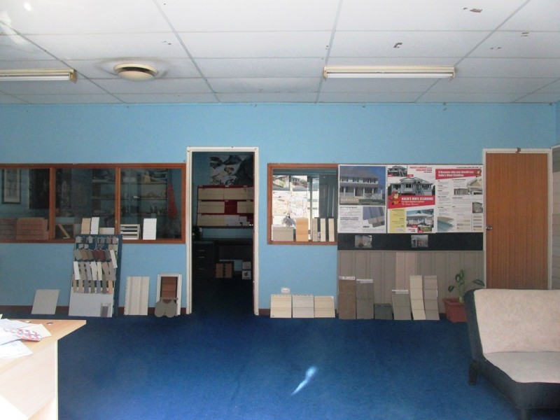 79 INGHAM ROAD, West End QLD 4810