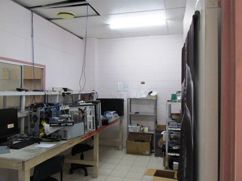 79A INGHAM ROAD, West End QLD 4810