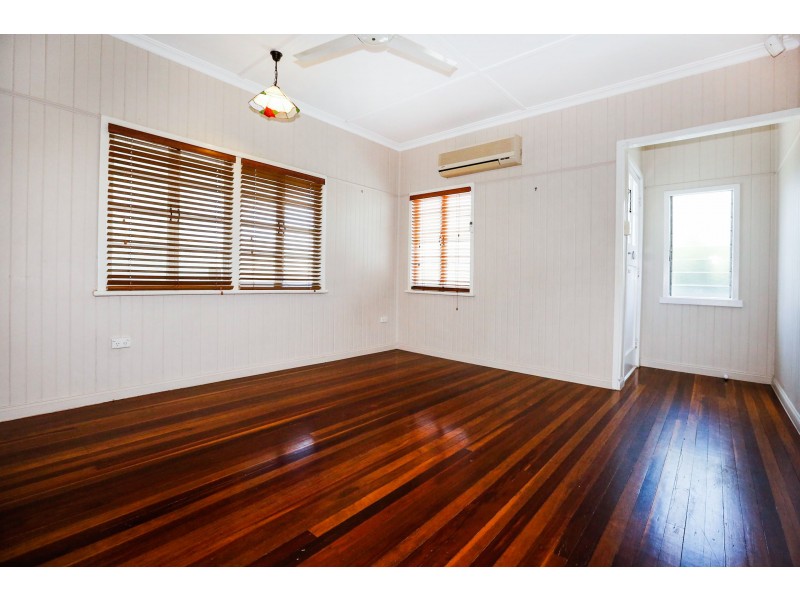 49 HALIFAX STREET, Garbutt QLD 4814