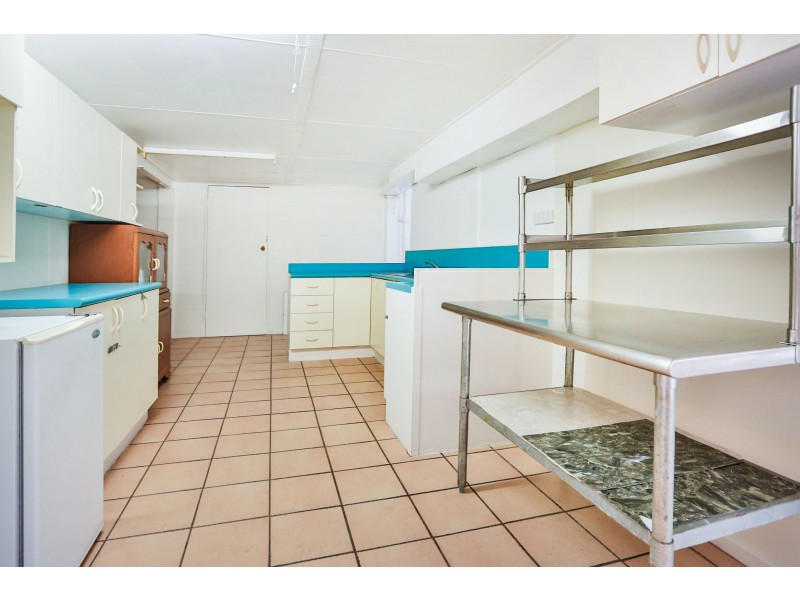 7 BRAMPTON AVENUE, Cranbrook QLD 4814