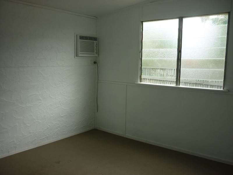 70 Lindsay Street, Rosslea QLD 4812