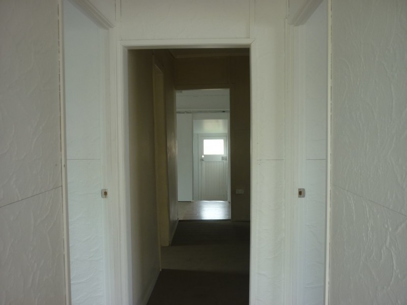 70 Lindsay Street, Rosslea QLD 4812