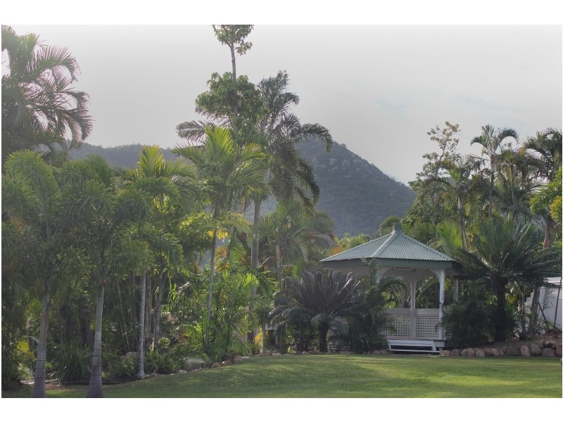 176/61-79 Mandalay Ave, Nelly Bay, Magnetic Island QLD 4819