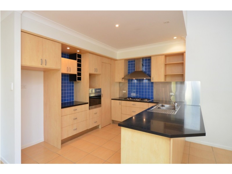 6 JIREENA COURT, Annandale QLD 4814