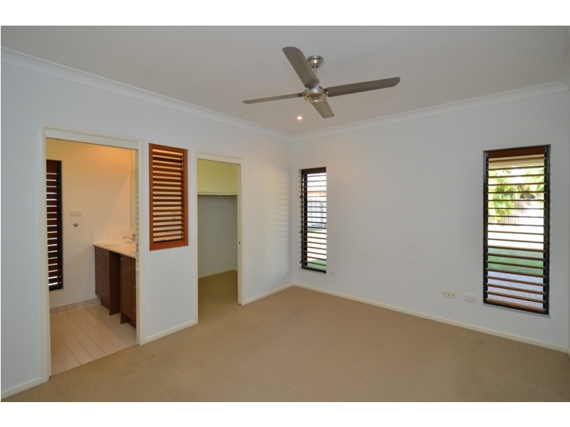 6 JIREENA COURT, Annandale QLD 4814