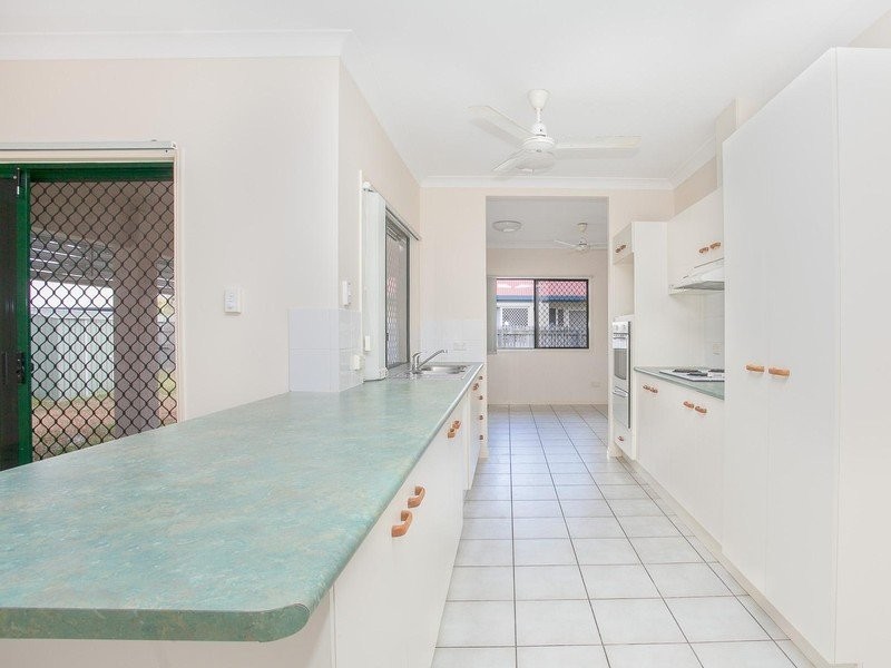 21 Young Circuit, Kirwan QLD 4817