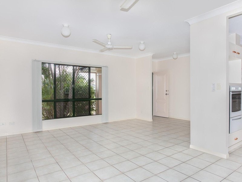 21 Young Circuit, Kirwan QLD 4817
