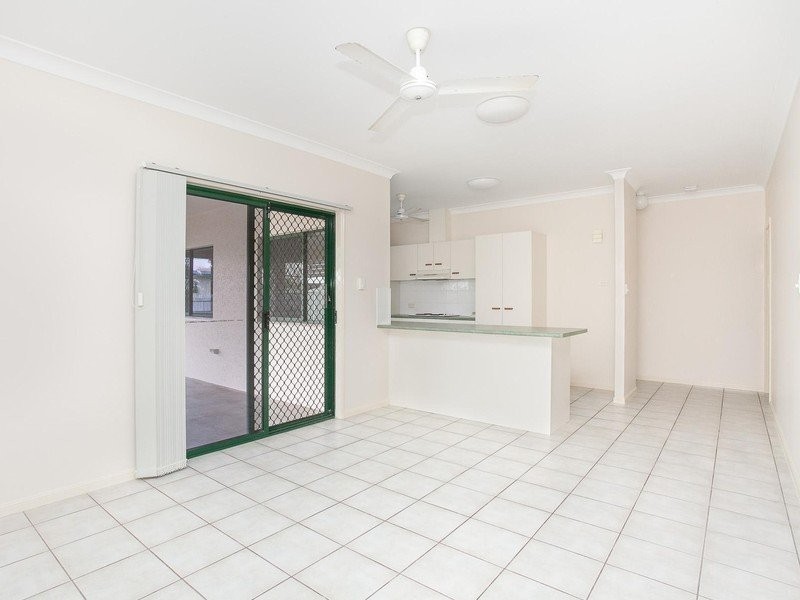 21 Young Circuit, Kirwan QLD 4817