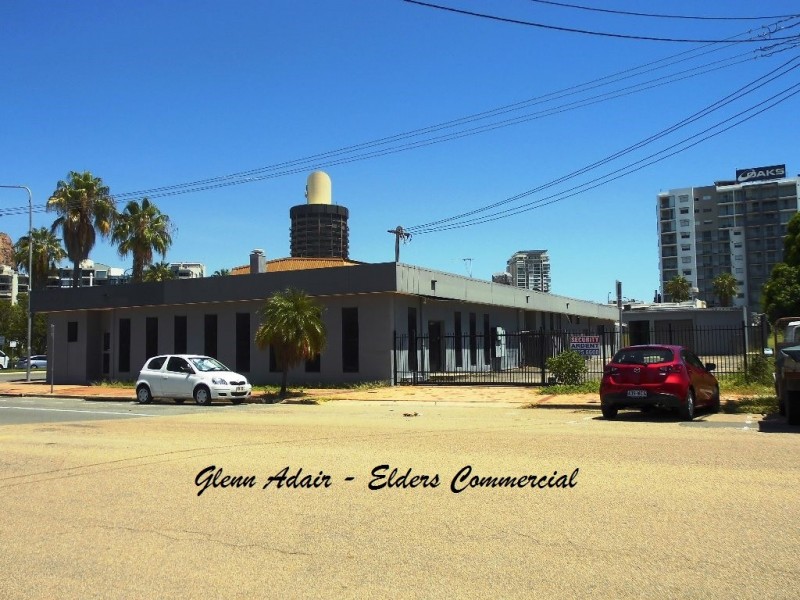 2 McIlwraith Street, South Townsville QLD 4810