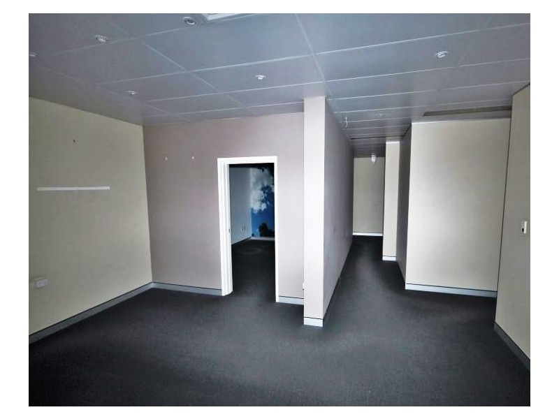 2 McIlwraith Street, South Townsville QLD 4810