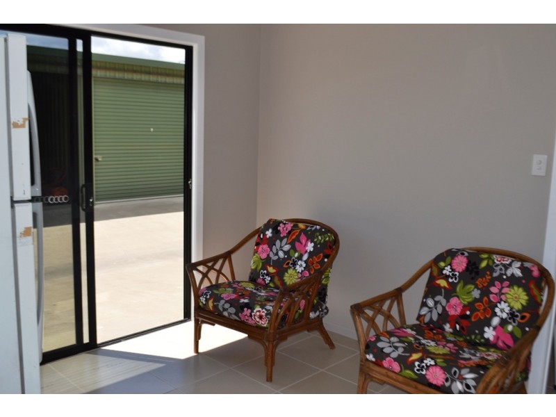 UNIT A / 7 Carmya Street, Bohle QLD 4818