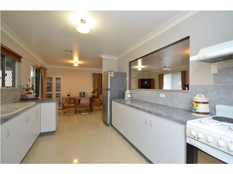 3 WARD ROAD, Kelso QLD 4815