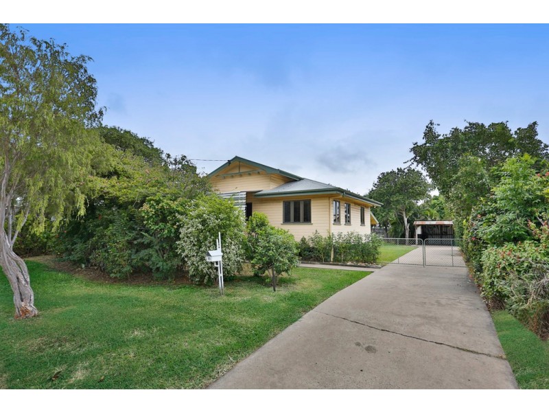 65 HAMMETT STREET, Currajong QLD 4812