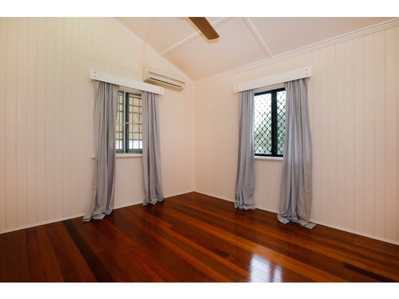 65 HAMMETT STREET, Currajong QLD 4812